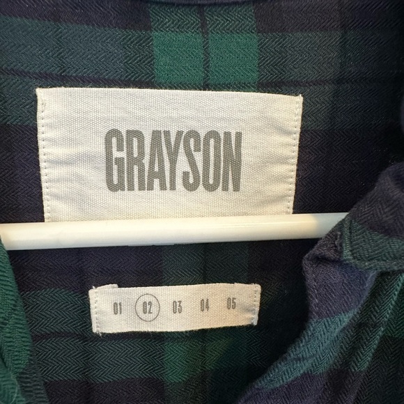 Grayson women’s button down size 02 (small) - Picture 3 of 3